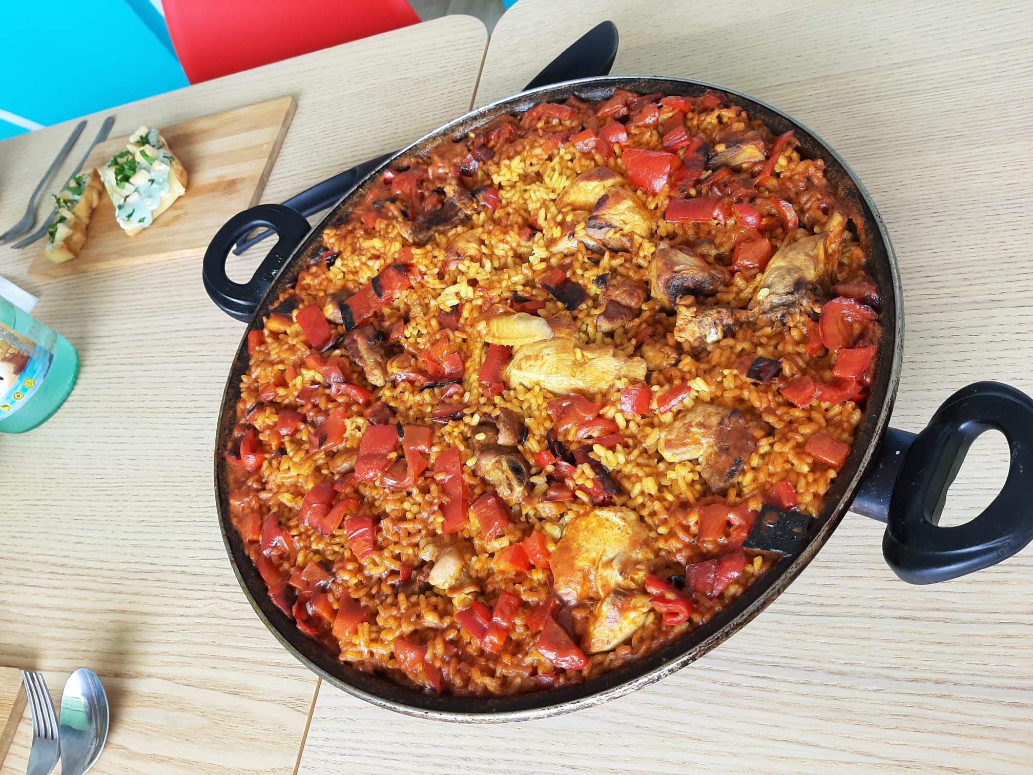 food-paella-at-be-positivo