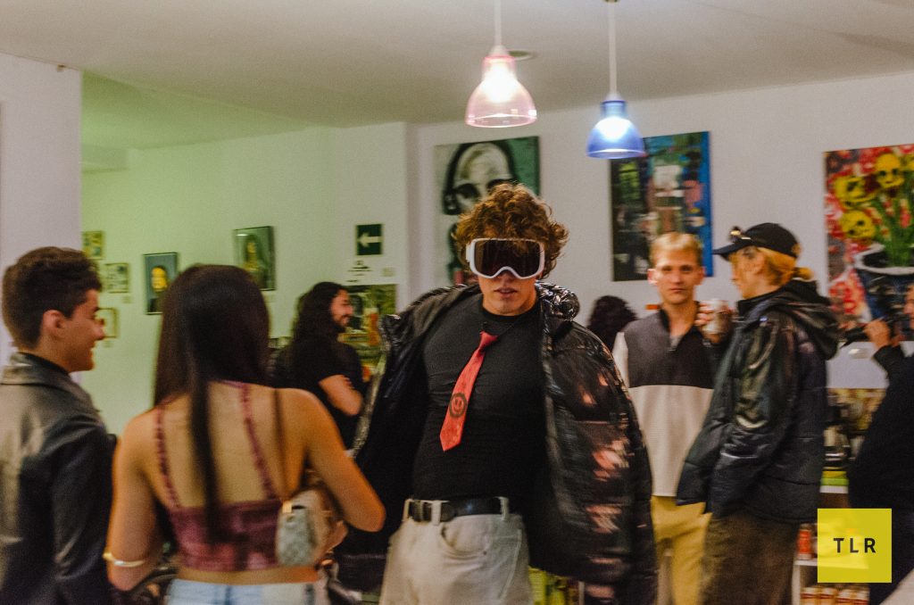 TLR's second art exhibition was a great success!